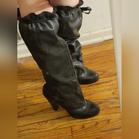 NWOB Limited Edition Vintage Marc Jacobs slouchy boots - Picture 7 of 8